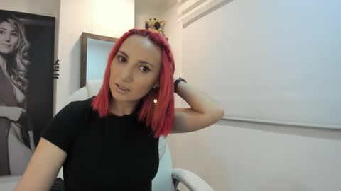 Snapshot of lizzdoux chatting on September 26, 2025, 1:53 am lizzdoux online show from September 26, 2025, 1:53 am