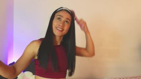 lizzy_kane online show from April 15, 2026, 3:52 pm