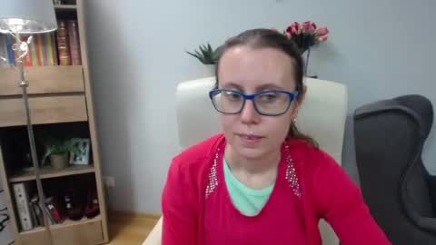Snapshot of lizzy_sparkle chatting on June 15, 2026, 4:36 am Lizzy online show from June 15, 2026, 4:36 am