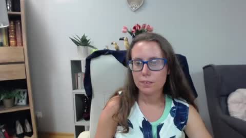 Snapshot of lizzy_sparkle chatting on June 29, 2026, 10:15 am Lizzy online show from June 29, 2026, 10:15 am
