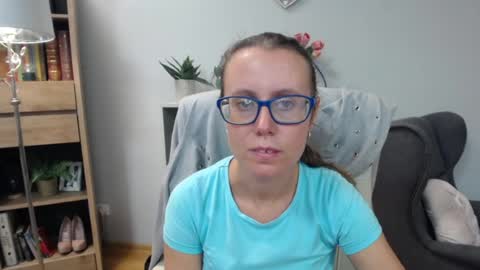 Snapshot of lizzy_sparkle chatting on July 10, 2026, 4:39 am Lizzy online show from July 10, 2026, 4:39 am