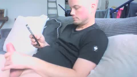 Snapshot of lks94 chatting on October 14, 2025, 2:51 pm lucas online show from October 14, 2025, 2:51 pm