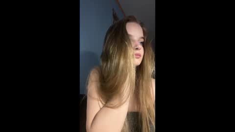 Melissa online show from July 22, 2026, 8:33 pm