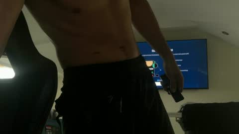 Snapshot of lm270820 chatting on July 1, 2026, 6:29 pm lm270820 online show from July 1, 2026, 6:29 pm