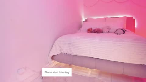 Snapshot of lm_kloeeh chatting on November 19, 2025, 1:05 am Kloe see you 28-11 to celebrate my birthday online show from November 19, 2025, 1:05 am