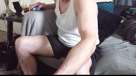 Snapshot of lngdickdaddy chatting on May 3, 2026, 10:05 pm LongDick Daddy online show from May 3, 2026, 10:05 pm