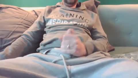 Lnkn online show from April 3, 2026, 2:59 pm