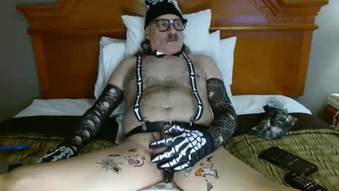 Snapshot of lnsideher69 chatting on October 28, 2025, 1:42 am John online show from October 28, 2025, 1:42 am