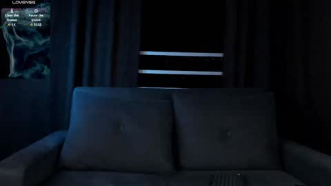 Lynx Mist online show from December 20, 2025, 11:45 pm