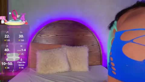  LOANA  online show from July 6, 2026, 4:42 pm