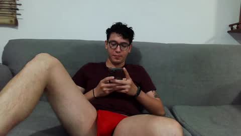 Snapshot of lobomx19 chatting on January 31, 2025, 2:26 am Lobo online show from January 31, 2025, 2:26 am