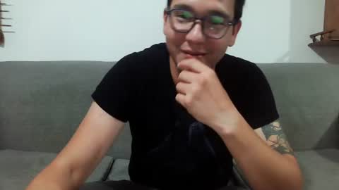 Snapshot of lobomx19 chatting on July 17, 2026, 2:07 am Lobo online show from July 17, 2026, 2:07 am