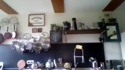 Floric Matthew online show from May 12, 2026, 6:05 pm