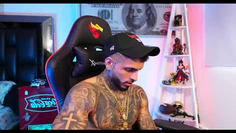 logan_hugh8 online show from February 28, 2025, 1:58 pm