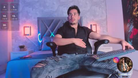 Snapshot of loghan_fox chatting on September 21, 2025, 3:41 am Loghan online show from September 21, 2025, 3:41 am