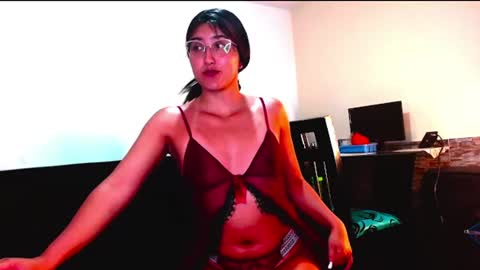 Snapshot of lois_fer chatting on July 4, 2026, 1:01 am Lois online show from July 4, 2026, 1:01 am