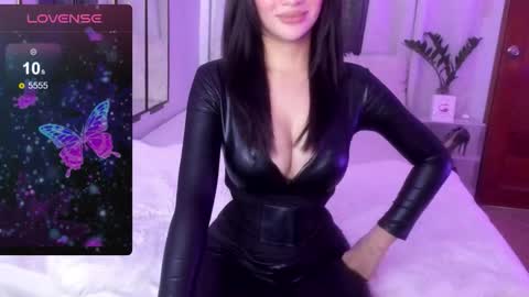 Mistress L online show from December 23, 2025, 10:46 am