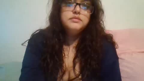 Snapshot of lola242327 chatting on February 24, 2025, 12:52 am lola242327 online show from February 24, 2025, 12:52 am