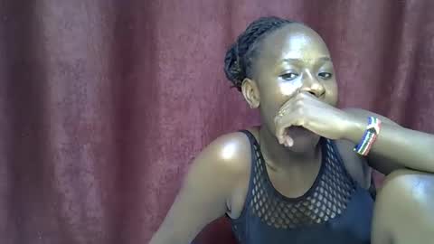 Snapshot of lola_beib chatting on May 2, 2026, 7:19 pm lola_beib online show from May 2, 2026, 7:19 pm