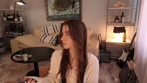 Snapshot of lola_dinky chatting on July 5, 2026, 12:12 pm Lola online show from July 5, 2026, 12:12 pm