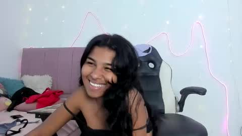 Snapshot of lola_lustrum chatting on June 5, 2026, 2:01 pm lola_lustrum online show from June 5, 2026, 2:01 pm