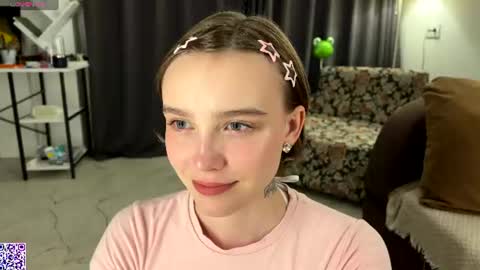 Snapshot of lolaatatee chatting on August 7, 2026, 6:32 pm lolaatatee online show from August 7, 2026, 6:32 pm