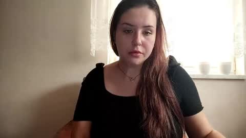 Lola online show from April 1, 2026, 8:15 am