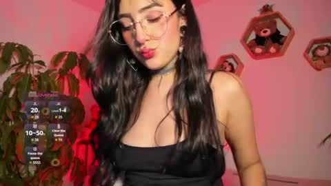 Snapshot of lolaleah_ chatting on July 15, 2026, 8:14 pm Lola online show from July 15, 2026, 8:14 pm