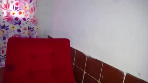 Snapshot of lolamourin chatting on November 9, 2025, 1:31 pm lolamourin online show from November 9, 2025, 1:31 pm