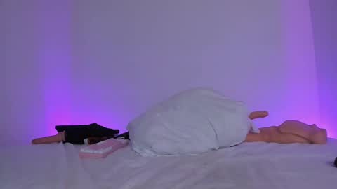 Lola online show from February 10, 2025, 11:02 pm