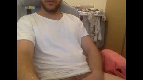 lolgivali online show from December 5, 2024, 11:27 am