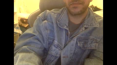 lolgivali online show from January 10, 2025, 5:02 pm