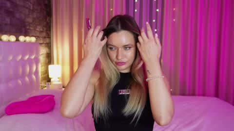 Victoria online show from January 22, 2025, 6:10 pm