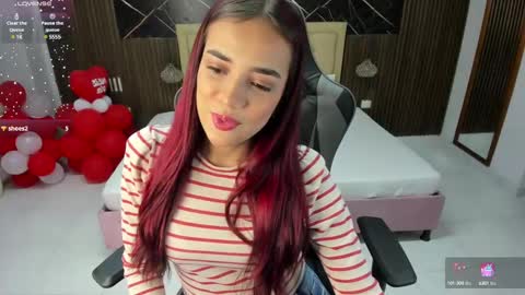 Snapshot of lolly18_ chatting on February 25, 2025, 12:03 pm lolly18_ online show from February 25, 2025, 12:03 pm