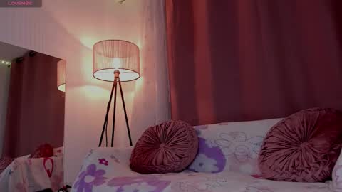 Lolly  online show from December 17, 2025, 7:36 am