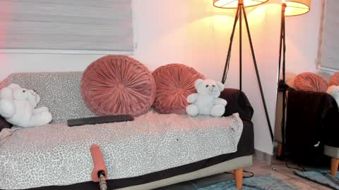 Snapshot of lolly_js_ chatting on April 4, 2026, 1:37 am Lolly online show from April 4, 2026, 1:37 am