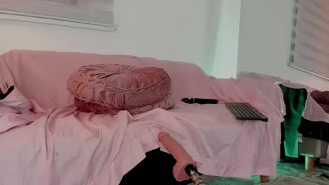 Lolly online show from February 3, 2026, 6:22 am