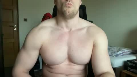 www    almost 150 videos for only 10month  instagram lolmaster32CB online show from February 6, 2025, 3:09 pm