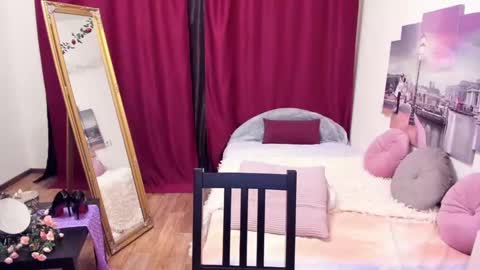 LoloMercier online show from March 1, 2025, 8:10 pm