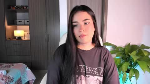 Sarah online show from January 13, 2026, 4:29 am