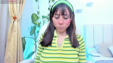 Loly online show from May 12, 2026, 1:52 pm