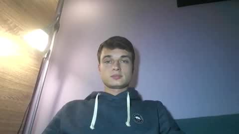 london_tomy online show from January 5, 2026, 6:33 pm