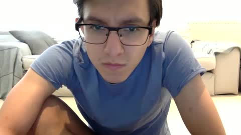 Snapshot of londonboy405 chatting on February 18, 2025, 12:49 pm londonboy405 online show from February 18, 2025, 12:49 pm