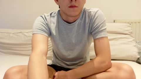 Snapshot of londonboy405 chatting on March 7, 2025, 5:49 pm londonboy405 online show from March 7, 2025, 5:49 pm