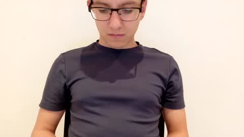 Snapshot of londonboy405 chatting on March 11, 2025, 5:35 pm londonboy405 online show from March 11, 2025, 5:35 pm