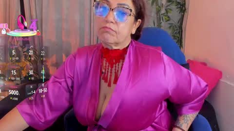 Snapshot of lonely_shewolf chatting on May 1, 2026, 6:12 pm Jennifer online show from May 1, 2026, 6:12 pm