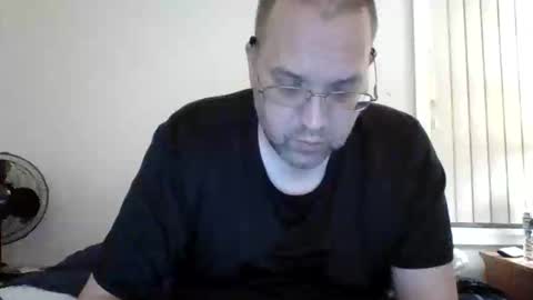 Snapshot of lonelyman91775 chatting on June 5, 2026, 7:58 am Lonely Man online show from June 5, 2026, 7:58 am