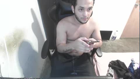 Marvin Santiago online show from November 8, 2025, 2:34 am