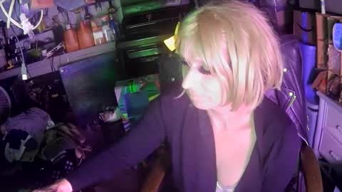 longbeachcd69 online show from March 9, 2026, 8:29 am