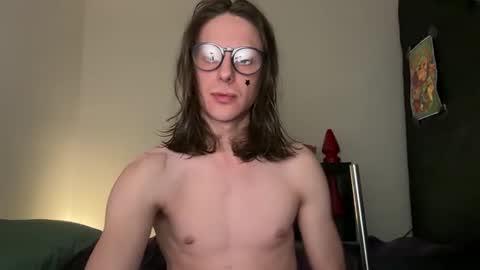 longdickelijah online show from April 21, 2026, 3:13 am